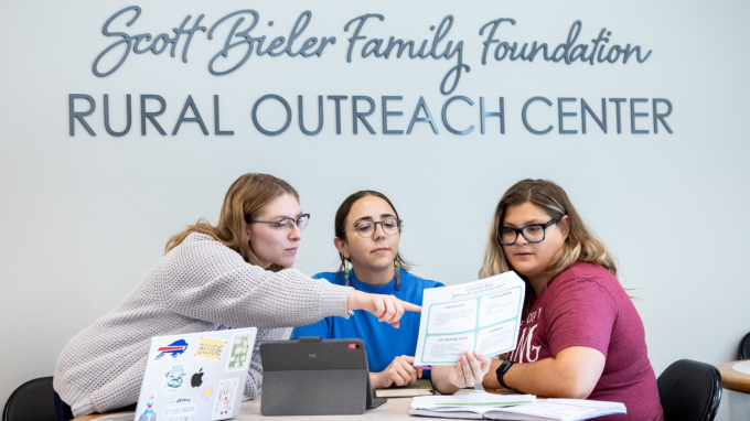 Students at Scott Bieler Family Foundation Rural Outreach Center.